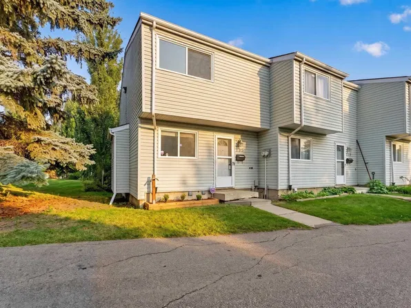 138 Dickinsfield Ct NW, Edmonton, AB T5E 5V8