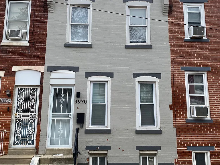 3930 Reno St — Photo 1