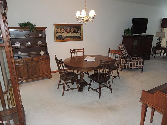 4th image of 48880 Chesapeake Ct