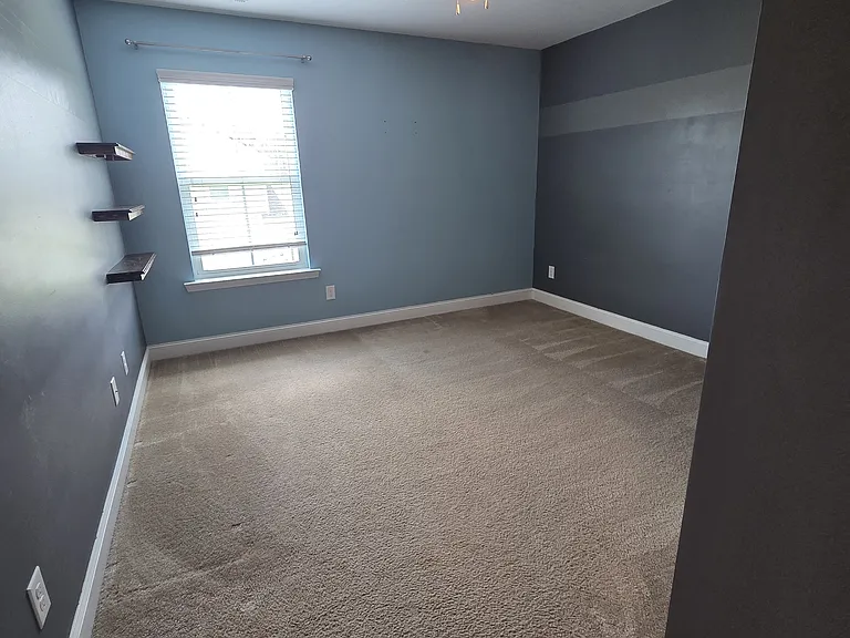 109 Old Mill Rd — Photo 16