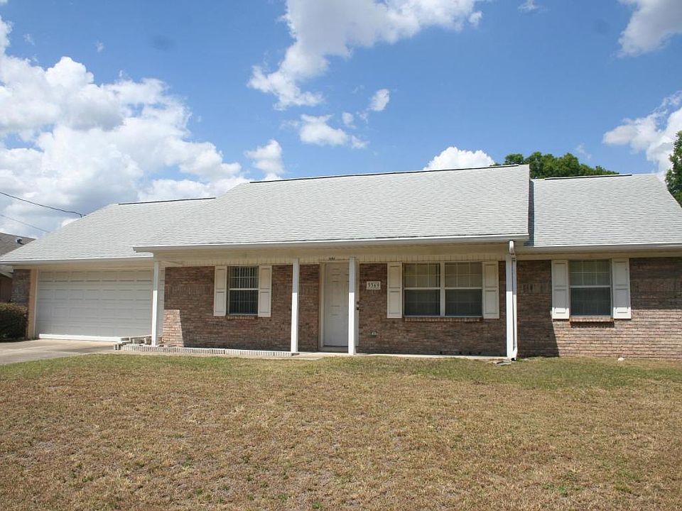 1st image of 3369 NE 41st Pl