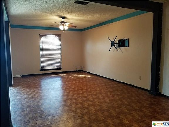 4th image of 1611 Connie Ave