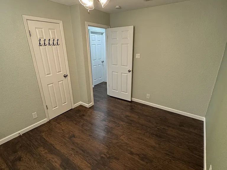 115 Plainview Dr — Photo 10