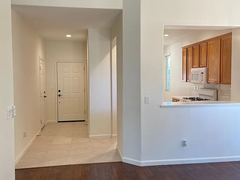 3203 Europa St — Photo 3
