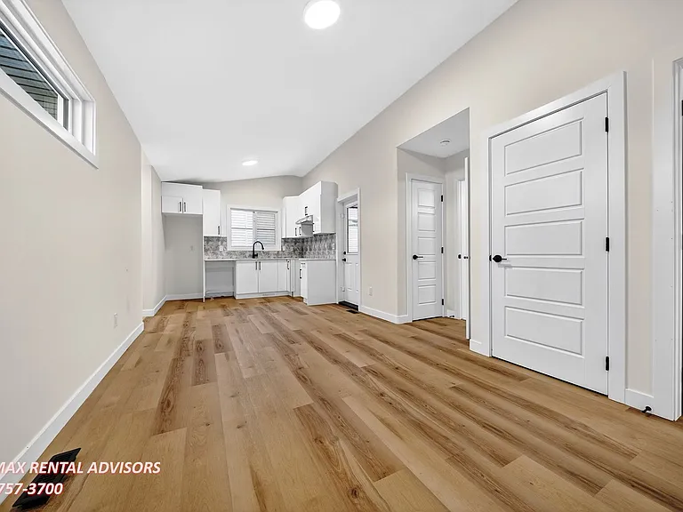 12421G 112th Ave NW #GRGE — Photo 4