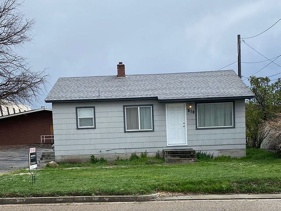 1st image of 818 E Logan St