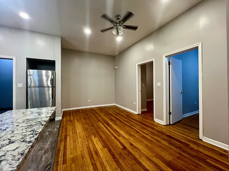 1839 W Cermak Rd #3R — Photo 14