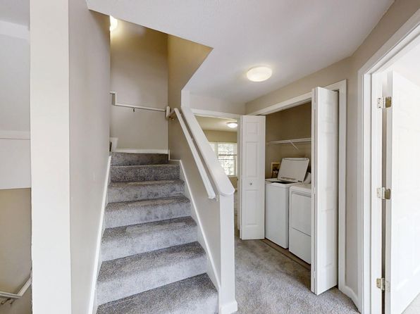 30 Catherines Way #52-0005