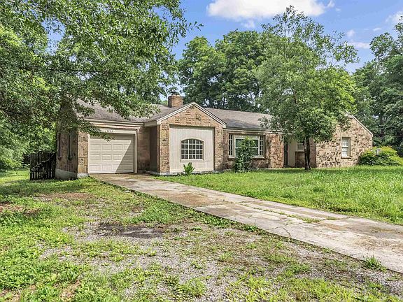 2nd image of 3203 W Shirley Cir