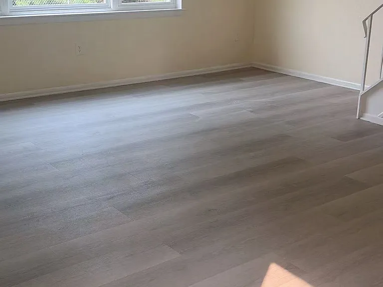 522 Parlin St — Photo 5