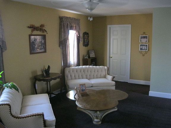 5th image of 894 Cape Wood Dr