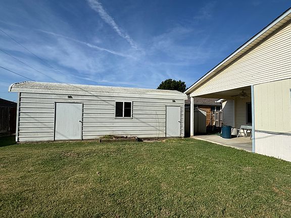 3rd image of 532 S Scraper St