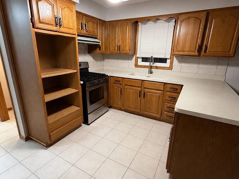 3421 N Oketo Ave — Photo 8