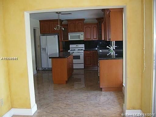 3rd image of 9201 NW 20th Pl