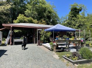 820 5th St, Brookings, OR 97415