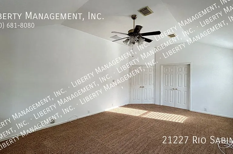 21227 Rio Sabinal — Photo 29