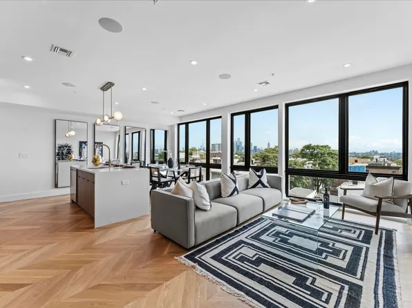 433 Central Avenue image 2 of 36