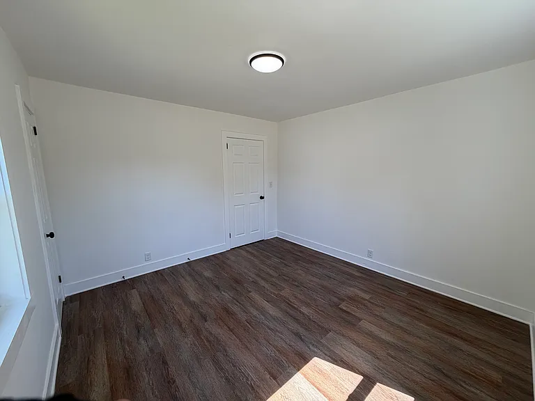 2631 Martin Luther King Jr Ave — Photo 10