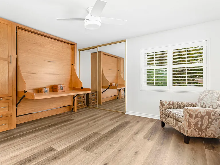 2033 Shady Tree Ln — Photo 15