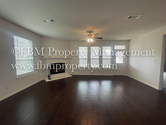 5th image of 2809 Saratoga Dr