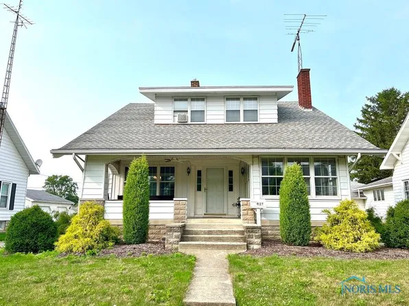 627 E Main St, Leipsic, OH 45856