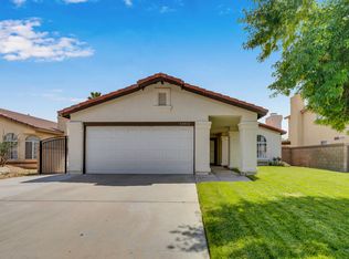 43916 Silver Bow Rd, Lancaster, CA 93535