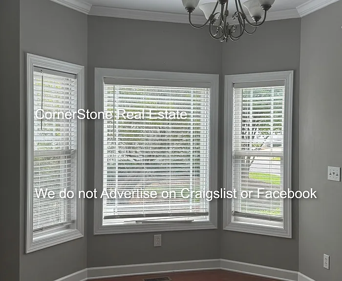 921 Kensington Park Rd — Photo 9