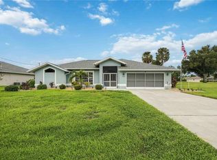 13 Sportsman Rd, Rotonda West, FL 33947