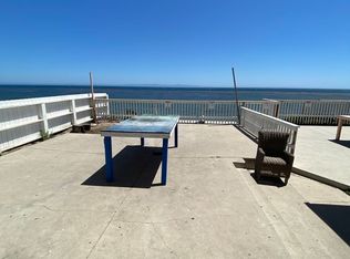 6669 Del Playa Dr, Goleta, CA 93117