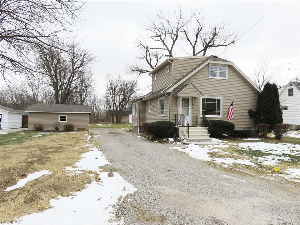 1st image of 41675 51st St