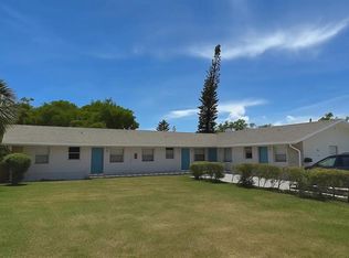 125 W 17th St APT 1, Riviera Beach, FL 33404