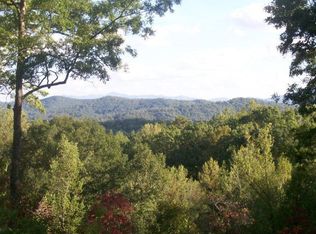 26 Hidden Ln, Murphy, NC 28906