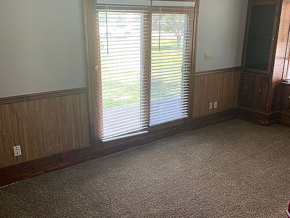 4th image of 106 Kenwood Ln