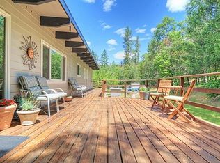 150 Timber Ln, Grants Pass, OR 97526