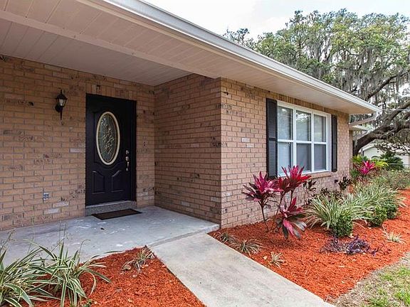 3rd image of 2111 Kennen Dr