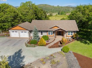 263 NE Brosi Orchard Rd, Winston, OR 97496