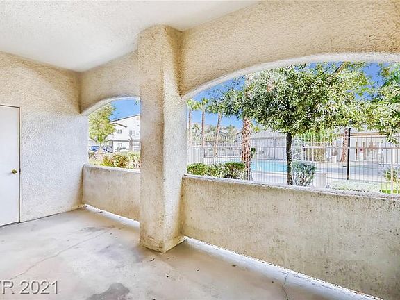 4th image of 5655 E Sahara Ave Unit 1033