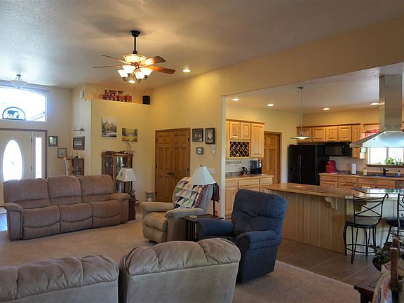 5th image of 340 Vista Valley Dr