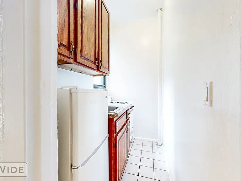 54 W 106th St #1E — Photo 4