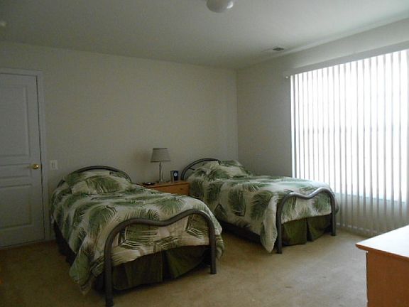 3rd image of 271 Longwood Ln