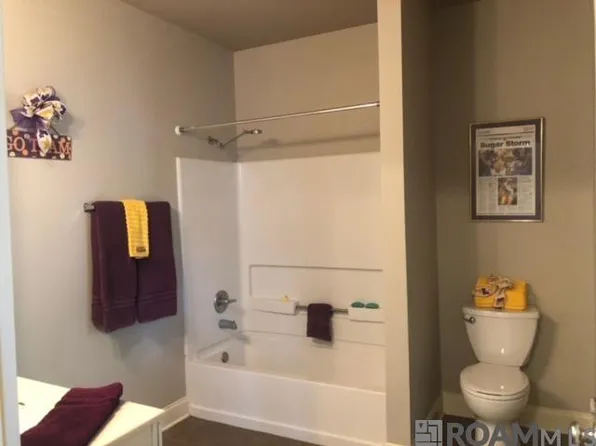 900 Dean Lee Dr APT 901, Baton Rouge, LA 70820