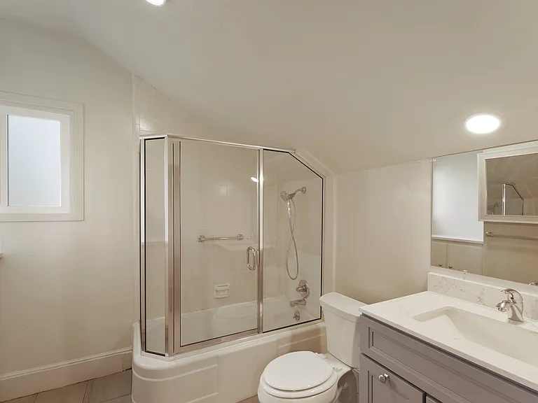 1432 Arch St #1434 — Photo 11