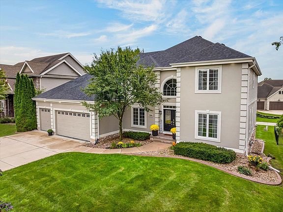 3rd image of 1308 Hanover Ct