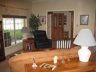 4th image of 1909 Tangerine Dr #Hcc