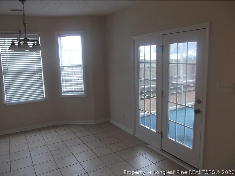 1250 Mingary Ave — Photo 8