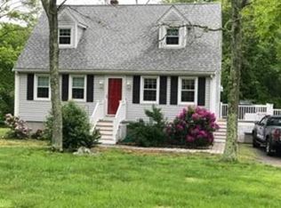 55 Glendale Ave, Tiverton, RI 02878