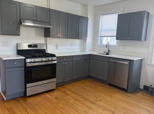 28 Pinedale Rd #1A, Roslindale, MA 02131