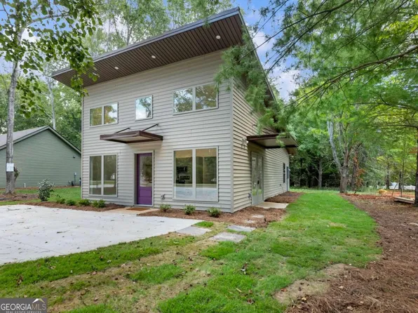 8089 Beachwood Dr, Murrayville, GA 30564