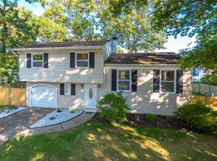 45 Rodney St, Port Jefferson Station, NY 11776