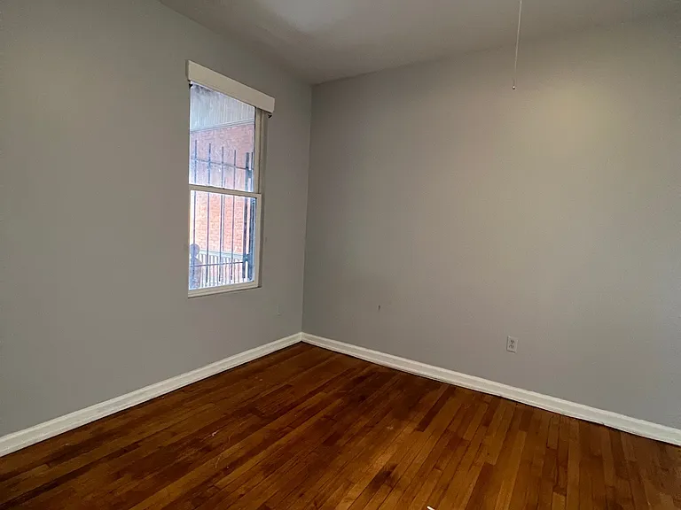 162 William St #3R — Photo 5